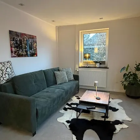 Casa Del Mahr Moderne Mit Garten Nahe *