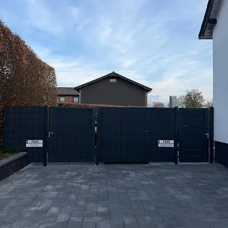 Casa Del Mahr Moderne Mit Garten Nahe